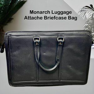 Monarch Luggage Black Leather 4 Compartment Portfolio Attache Briefcase‎ Bag EUC